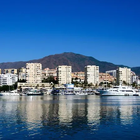 Apartmán Beautiful 2-Bed Apartment In Estepona With Seaview *